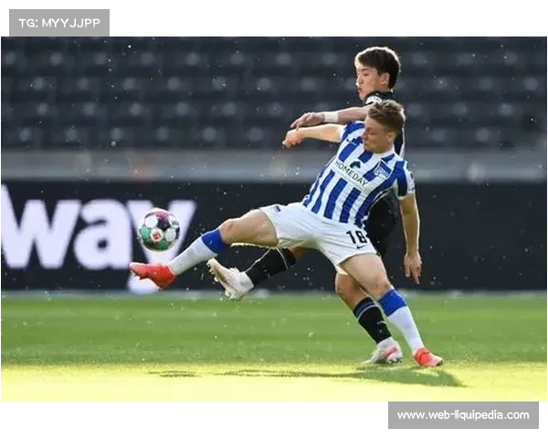 科隆0-0闷平沃尔夫斯堡,保级关键分 科隆0-0闷平沃尔夫斯堡,保级关键分